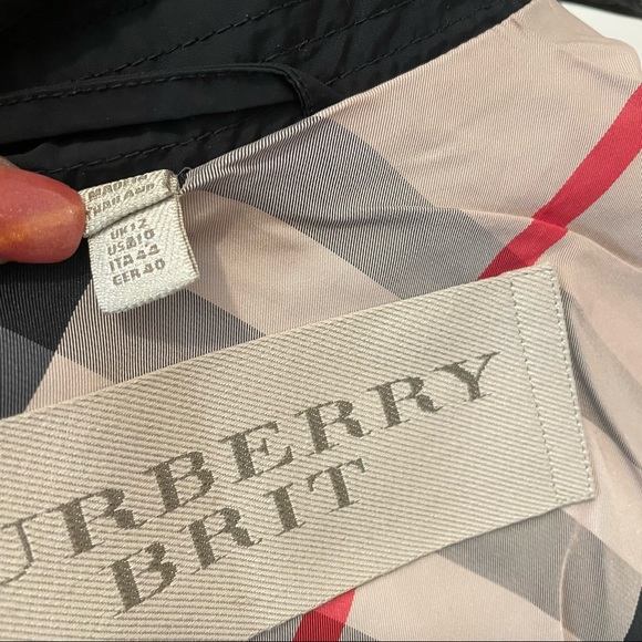Burberry Brit women’s black Rain coat Size US 10 - Picture 9 of 9